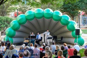 Sunday Art in the Park: ClarVoice Trio