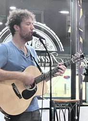 Luke Gallagher @ Harkins Mill Wines