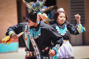 Dowa:kwe Dance Group (Zuni Pueblo)