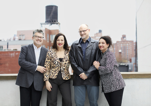 New York Voices: The Sounds of the Season