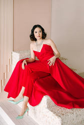 Pianist Sharon Su performs at Noontime Concerts