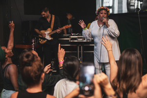 Soulgasm - International singer, songwriter Lady Alma live