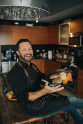 Spice Detective - Journey to the World of Middle Eastern Spices