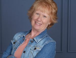 Local Author Signing: Tracie Lobstein