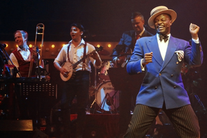 Windy City Strut With Dandy Wellington