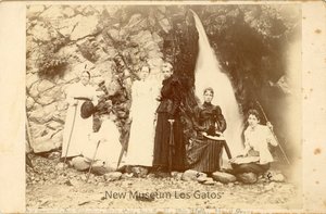 Women in Los Gatos History Tour