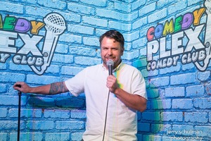 Laugh Lounge & Karaoke in Oak Park