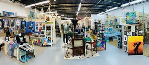 Local Art, Fashion & Gifts