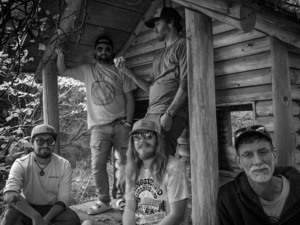 The High Seagrass – Downtown Summer Sounds