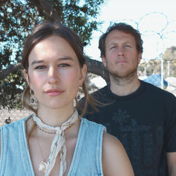 Iris and the Shade with Abigael and Morgan and Indigo