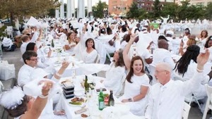 Columbus Food & Wine Festival: en Blanc