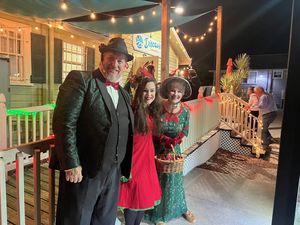 Discover Sarasota Christmas Carol Trolley Tour: Letters to Santa