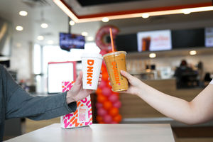 NEW NASHVILLE DUNKIN’® CELEBRATES NATIONAL DRIVE-THRU DAY WITH FREE COFFEE FOR A YEAR GIVEAWAY