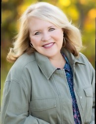 St. Andrew Kicks Off the Fall with Moms' Breakfast featuring Author Cynthia Yanof