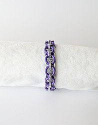 Make a Colorful Chainmaille Bracelet