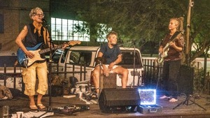 Mama's Kitchen Sink - Turkey Hangover Happy Hour!!