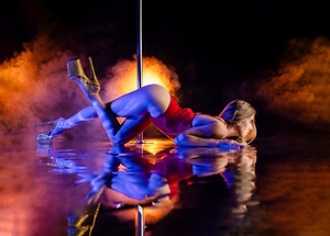 Hubba Hubba Revue presents Flux Vertical Theatre!