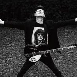 Tommy Womack & Gene Reid Rose Garden Market 3015 W Markham LR.  $15 7:30PM  8-15-25