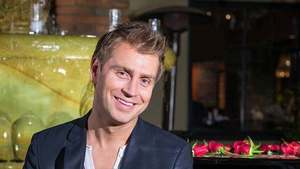 "Legends of Country" - A Tribute to the Biggest Names in Country Music featuring Phil Thompson