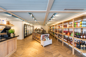 Sanibel-Captiva Sunrise Sale at The Shops at South Seas