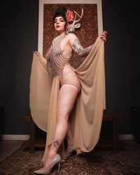 A Tiny Lil' Trap Burlesque Show