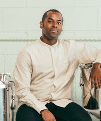 The World's Only Sparkling Palm Wine: Winemaker Tasting with Ikenga's Onye Ahanotu