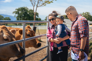 Recorrido Comunitario de Charlie's Acres en Español