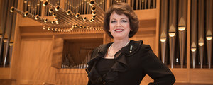 Lynne Davis, concert organist
