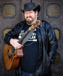 Bob Cushing Live at The Lawn at Delhi Towne Square