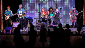 Solid Gold *Dance Party*