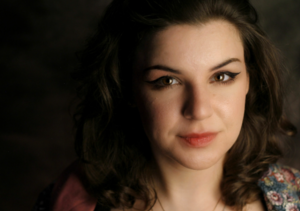 Meet the Artists: Elizabeth Bozhich