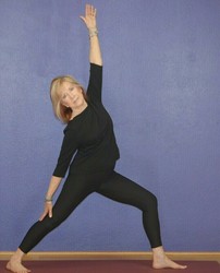 Beginning-Continuing Midday Yoga