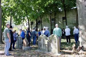 Tour the Historic Lawrence Cemetery in Bayside