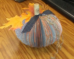 Crafternoon - Book Pumpkins