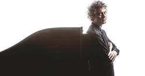 Paul Lewis, piano