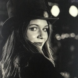 Gold Dust Woman Tribute - Ciera MacKenzie