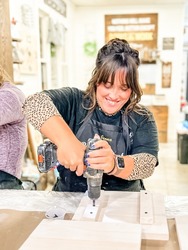 DIY Wood Sign Sip & Paint Pick Your Project Public Workshop! Pre-Registration Required