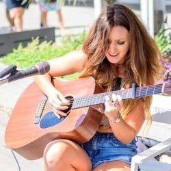 PACIFIC CITY INVITES THE COMMUNITY TO ENJOY LIVE MUSICAL PERFORMANCES