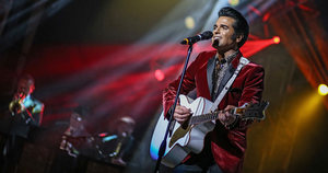 Ultimate Elvis Christmas starring Dean Z