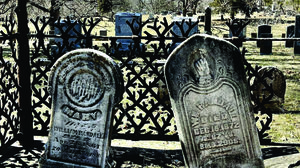 Illinois' Most Storied Cemeteries
