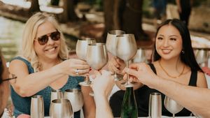 Wine Down Sunset Cruise