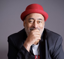 Witty, jazzy singer/songwriter Vance Gilbert, in concert
