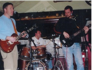 Music by The Dead Flowers