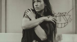 Complimentary Live Music in the Trade Room with Faye