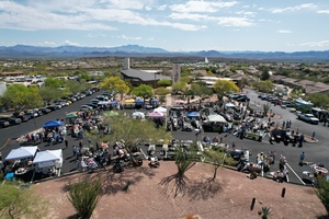 Presby Pickins’ Flea Market – Shop, Eat & Discover Treasures!