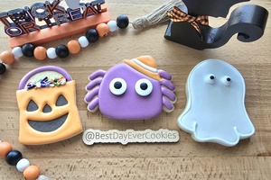 Kids' Halloween Cookie Decorating Class