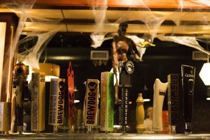 Easy Bar Hosts Annual FREE Pumpkin Carving Contest with New Belgium