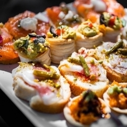 Holiday Hors D’oeuvres & Festive Cocktails Cooking Class for Ages 21+