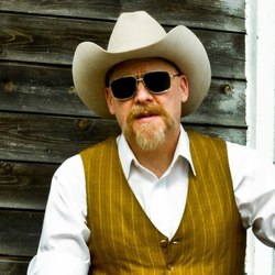 Country On Madison: Vinyl DJ Sets with Lawrence Peters @ Bobby’s Eastside (FREE)
