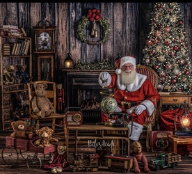 Visit with Santa at Track 15